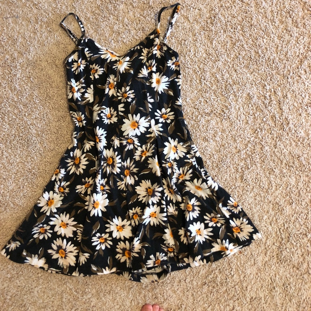 Kimchi Blue daisy print romper